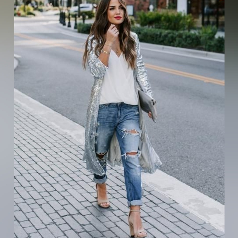 NWT BB Dakota Silver Sequin Duster